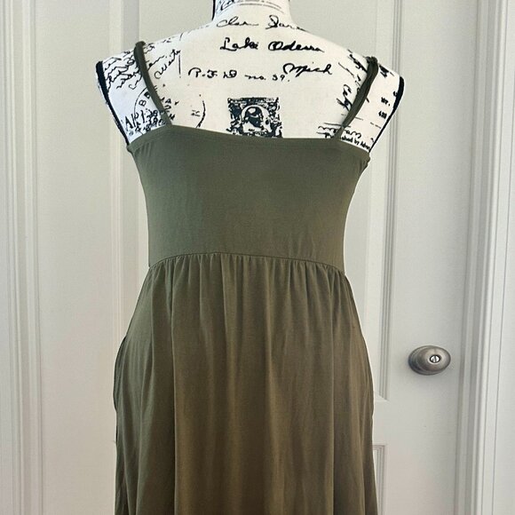 Venus Olive Green Maxi Dress - Picture 4 of 9